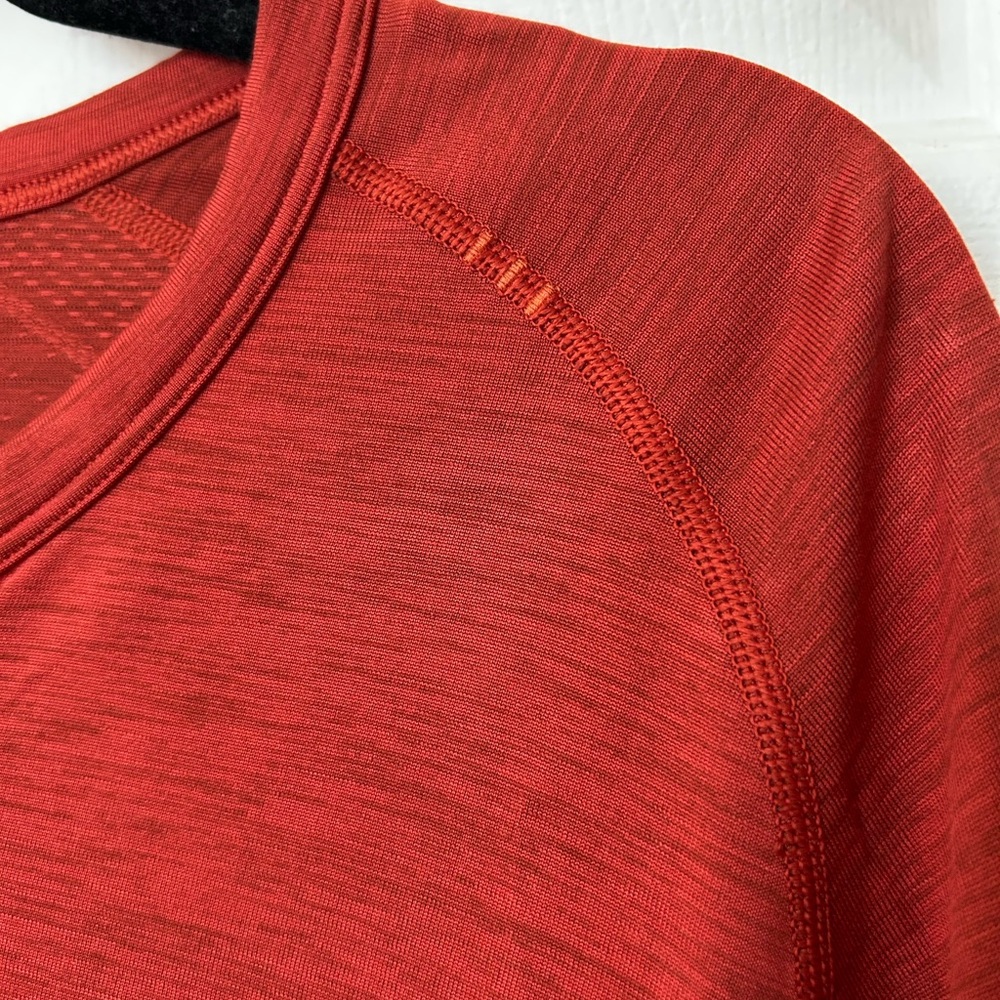 NWOT Lululemon Metal Vent Tech Henley - Magma/Flames - Picture 4 of 6